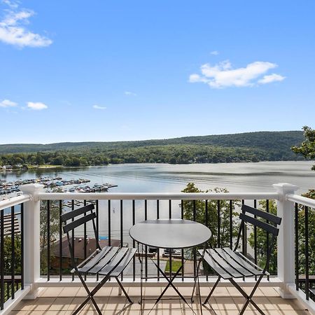 Greenwood Lake Lakeview House - Hot Tub - Firepit - Stunning Views - Spacious Deck - Cozy Living Room - Bar מראה חיצוני תמונה